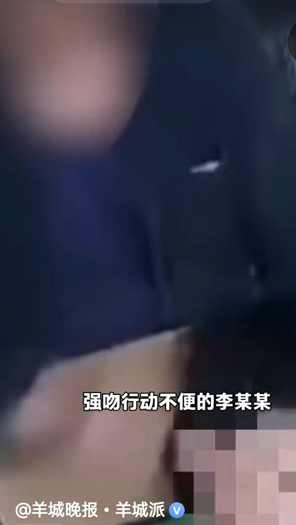 山东平阴，一男子苦追已婚老板娘多年，一直未能如愿。不久后，老板娘查出身患绝症，男