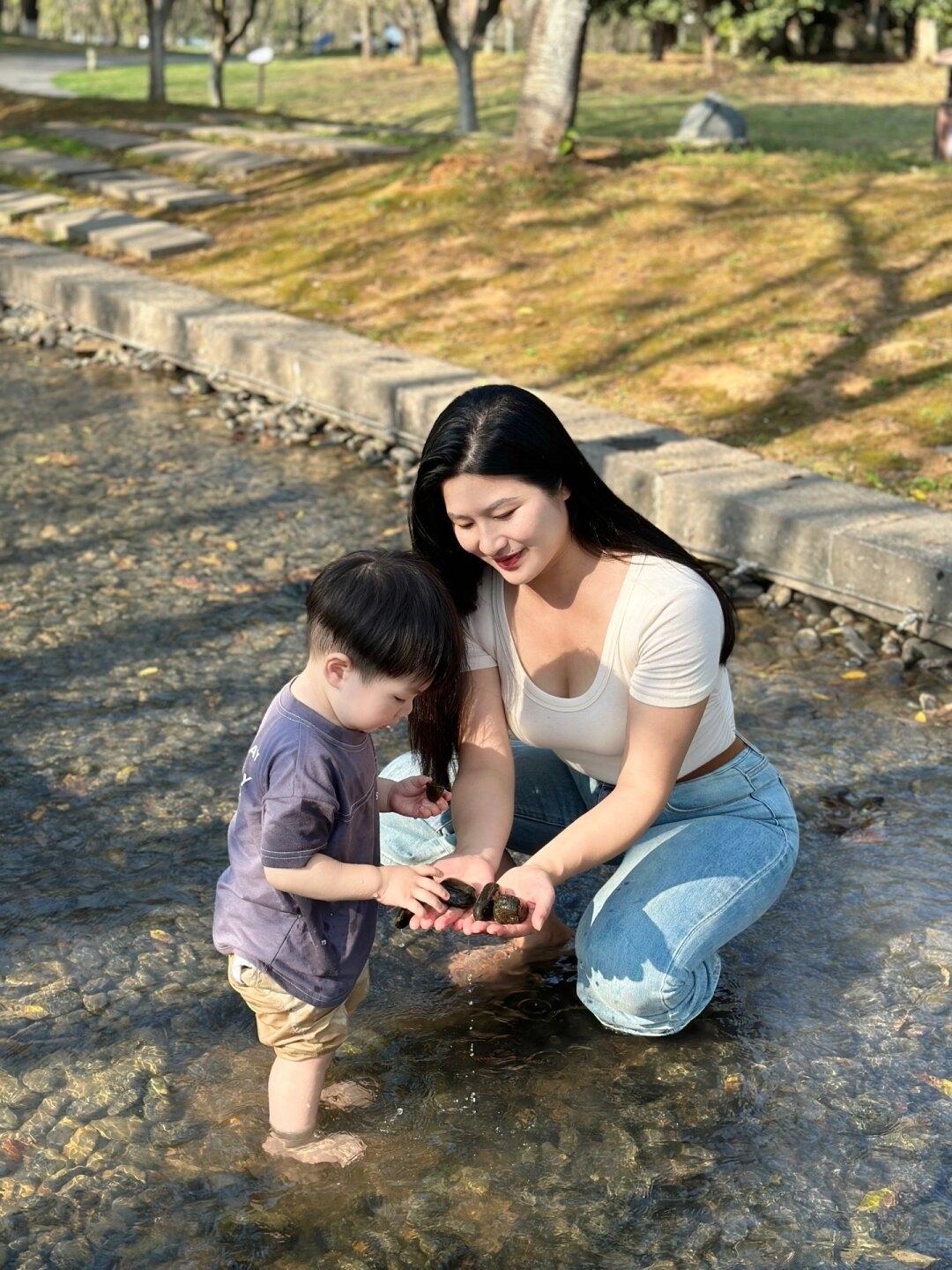 你们都是怎么看待婚外私生子的？

跟你们说说我两位来访的案例：
第一位来访者，1