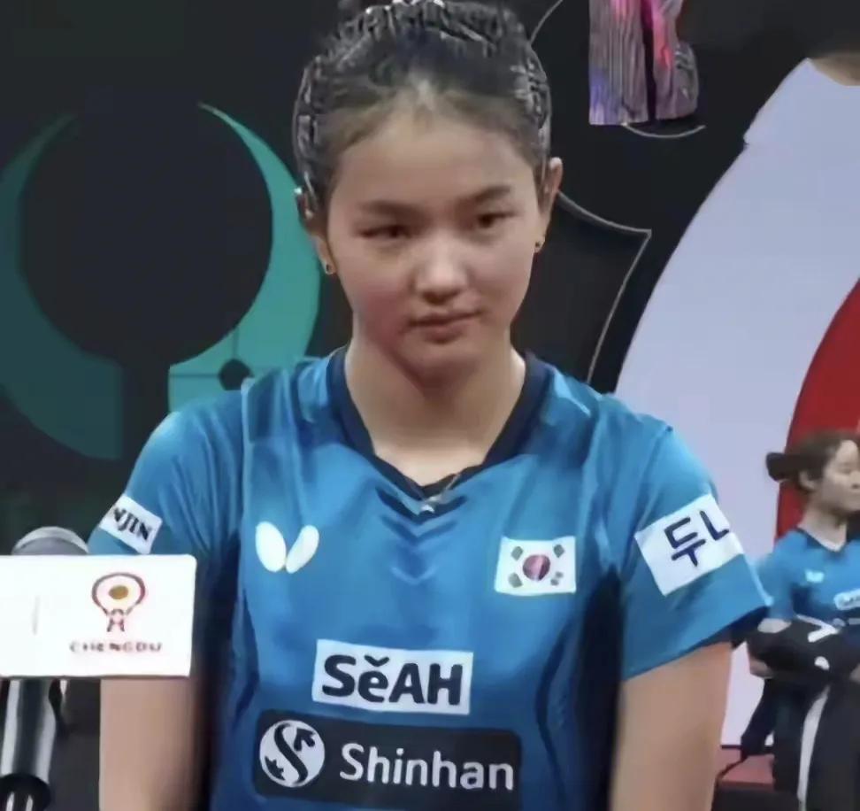 恭喜国乒女团3比0大胜，赛后韩国队最美队员金娜英总结表示遗憾


国乒女团3比0