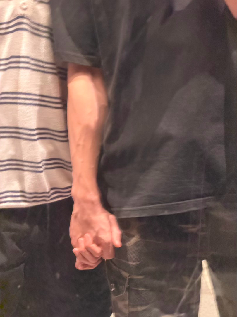 👉👈 ​​​