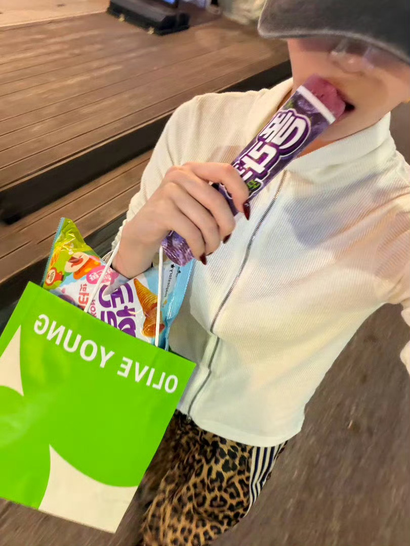 我又看上了这个美甲💅🏻 