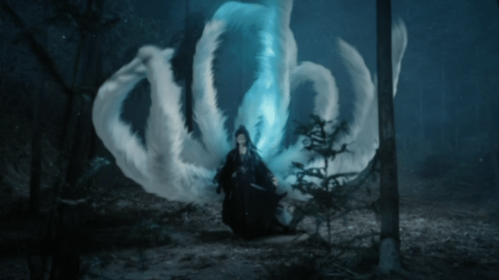 月鳞绮纪这段九尾狐打戏夯爆了这哪里是打戏啊我说，这明明是一场视觉盛宴，有生之年能