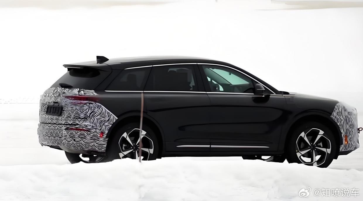 林肯冒险家2027款,从宁波工厂卖回美国,这把“反向输出”玩明白了福特CEO吉姆