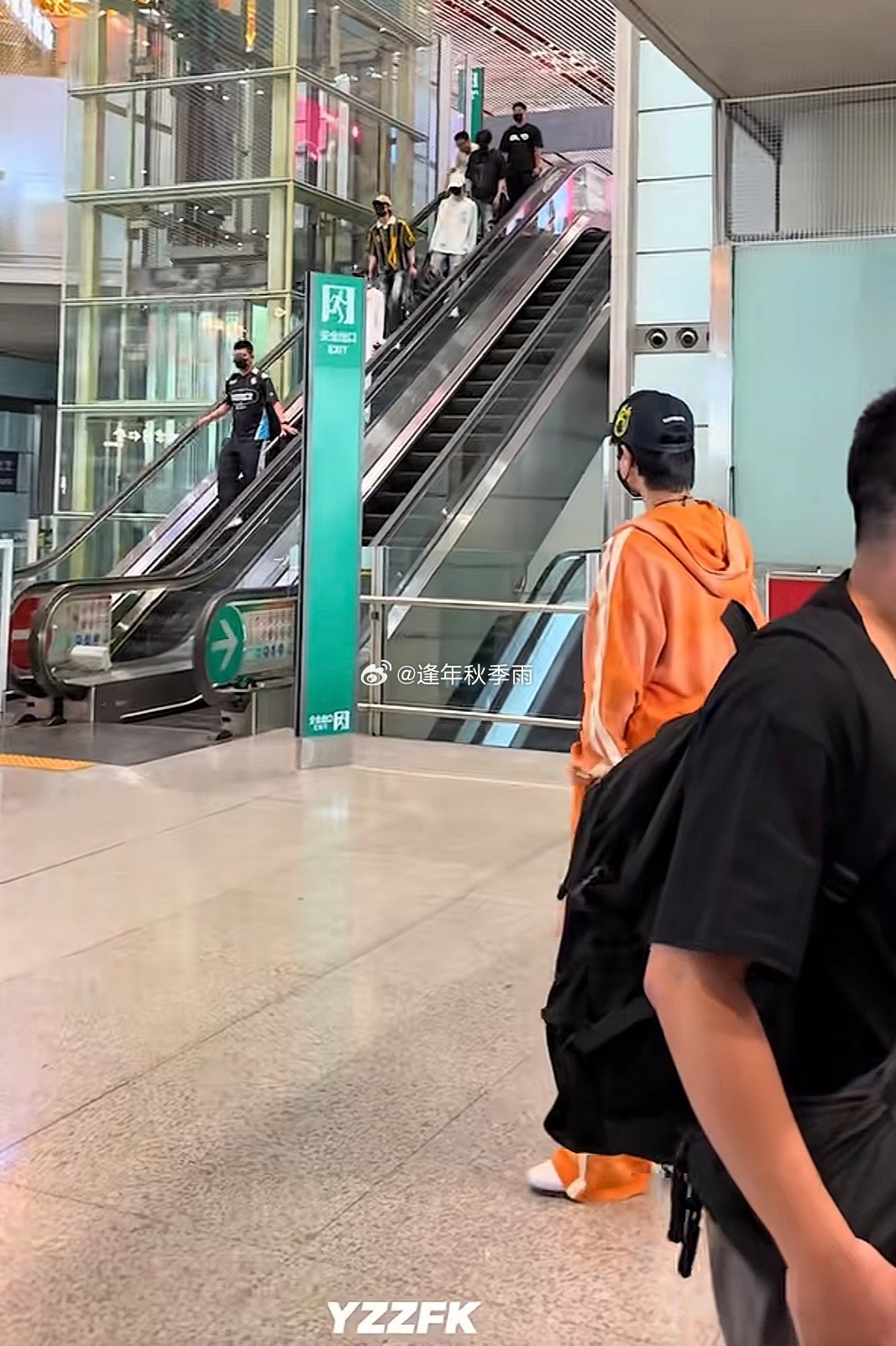 丈夫接妻子既视感 