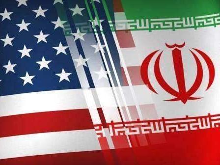 美军嘴上喊着“封锁开始”，手上却划着圈：10万吨核航母“布什”号，为了躲穿拖鞋的