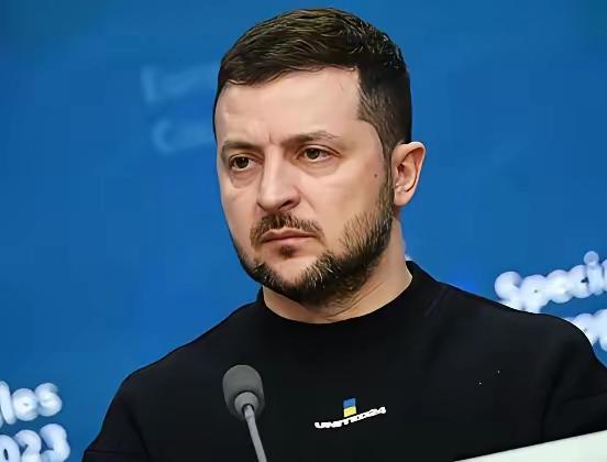 泽连斯基向全世界表明了自己的态度：乌克兰可以向俄罗斯投降，甚至乌克兰也可以不加入