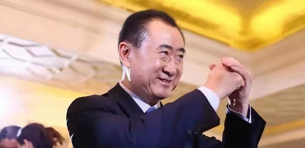 72岁王健林被法院强制执行38.6亿债务 ！
 
就在今年5月，永辉超市一纸申请