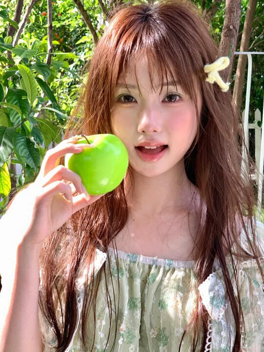 几张live已经杀疯🍏夏日清透感写真