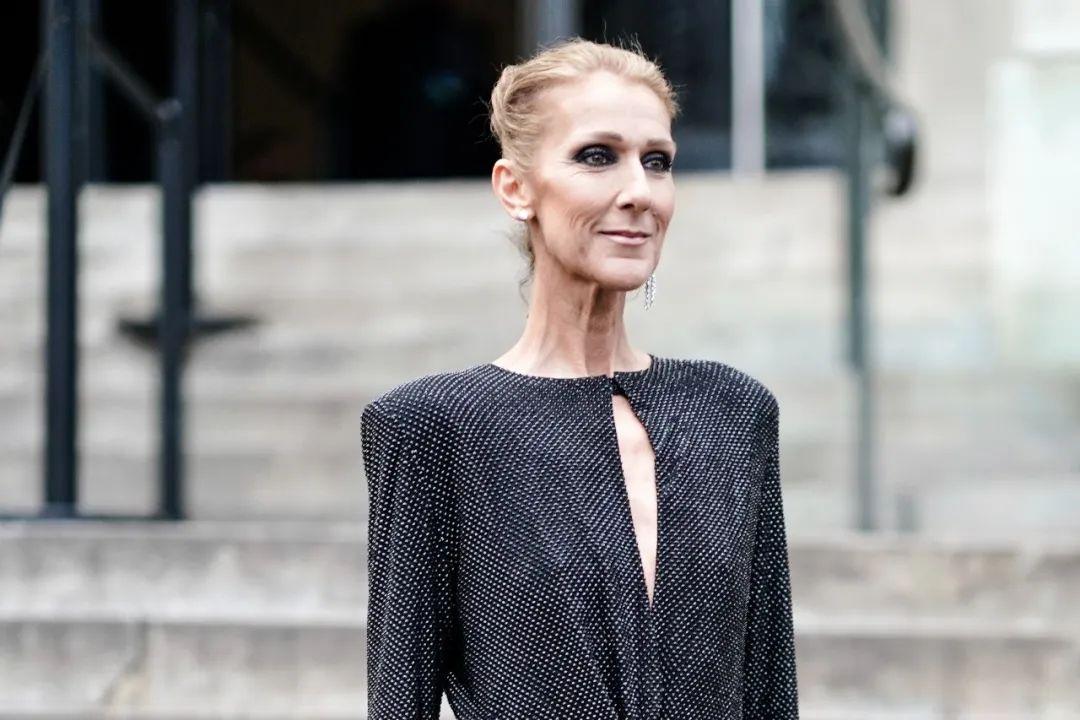 55岁的加拿大天后席琳·迪翁 Celine Dion 在去年2022年12月宣布