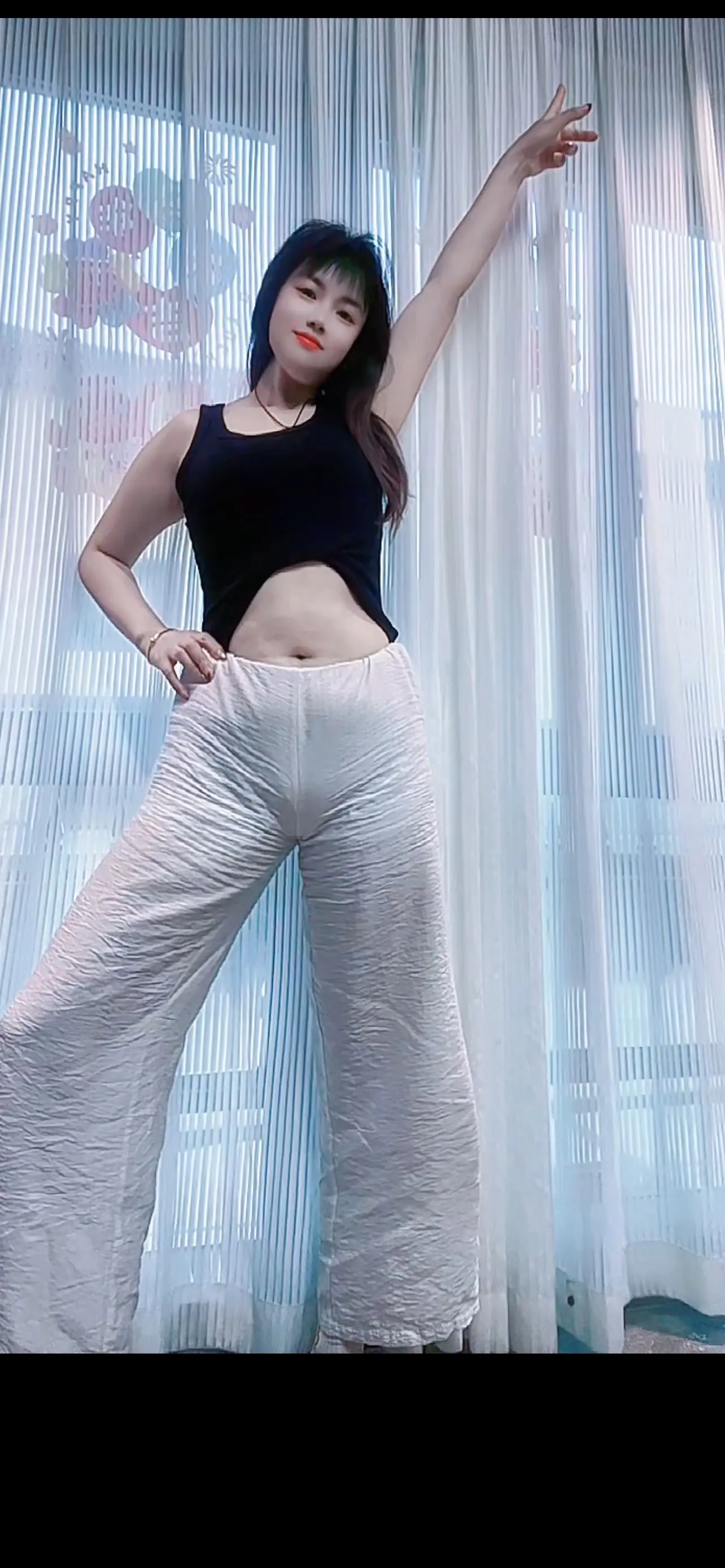 怀旧是一种情怀，老歌是一种回忆，人这一生，会遇见很不同的人，有的人成了...