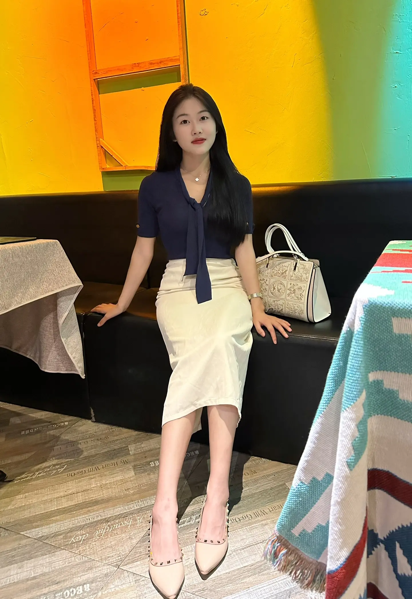 我才23岁，我已经23岁了，晚婚和闪婚，喜欢和合适 我没有答案。