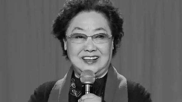 真正的人民艺术家郭兰英走了，一个时代又结束了！

       郭兰英演唱的经典
