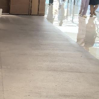 很多人都会纠结一件事当初权衡利弊、主动推开你的人，为什么隔了一段时间，又突然回头