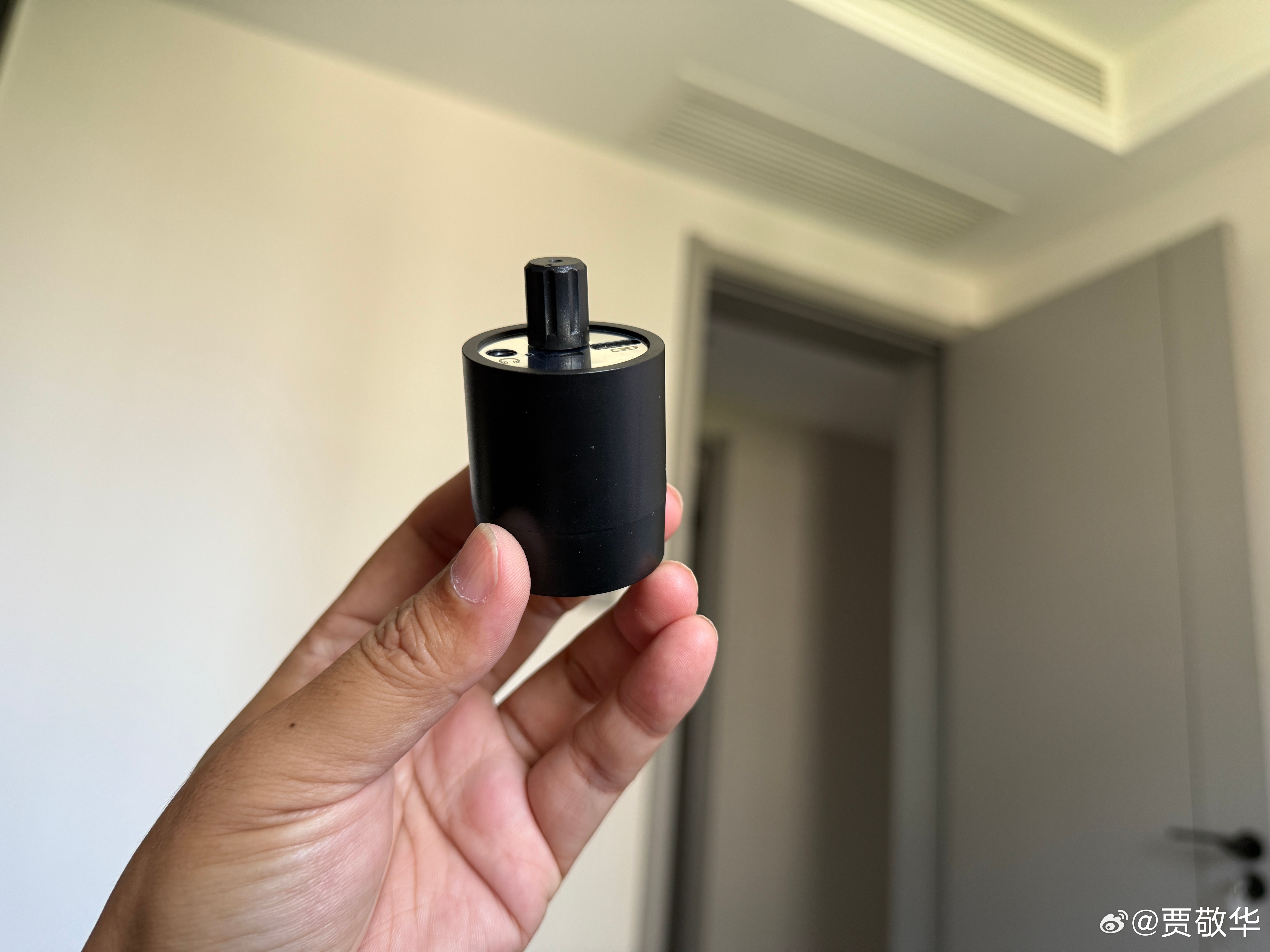 刚买了一个小配件，估计很多人不知道这是做什么的？要不要发个视频，给大家演示一下呢
