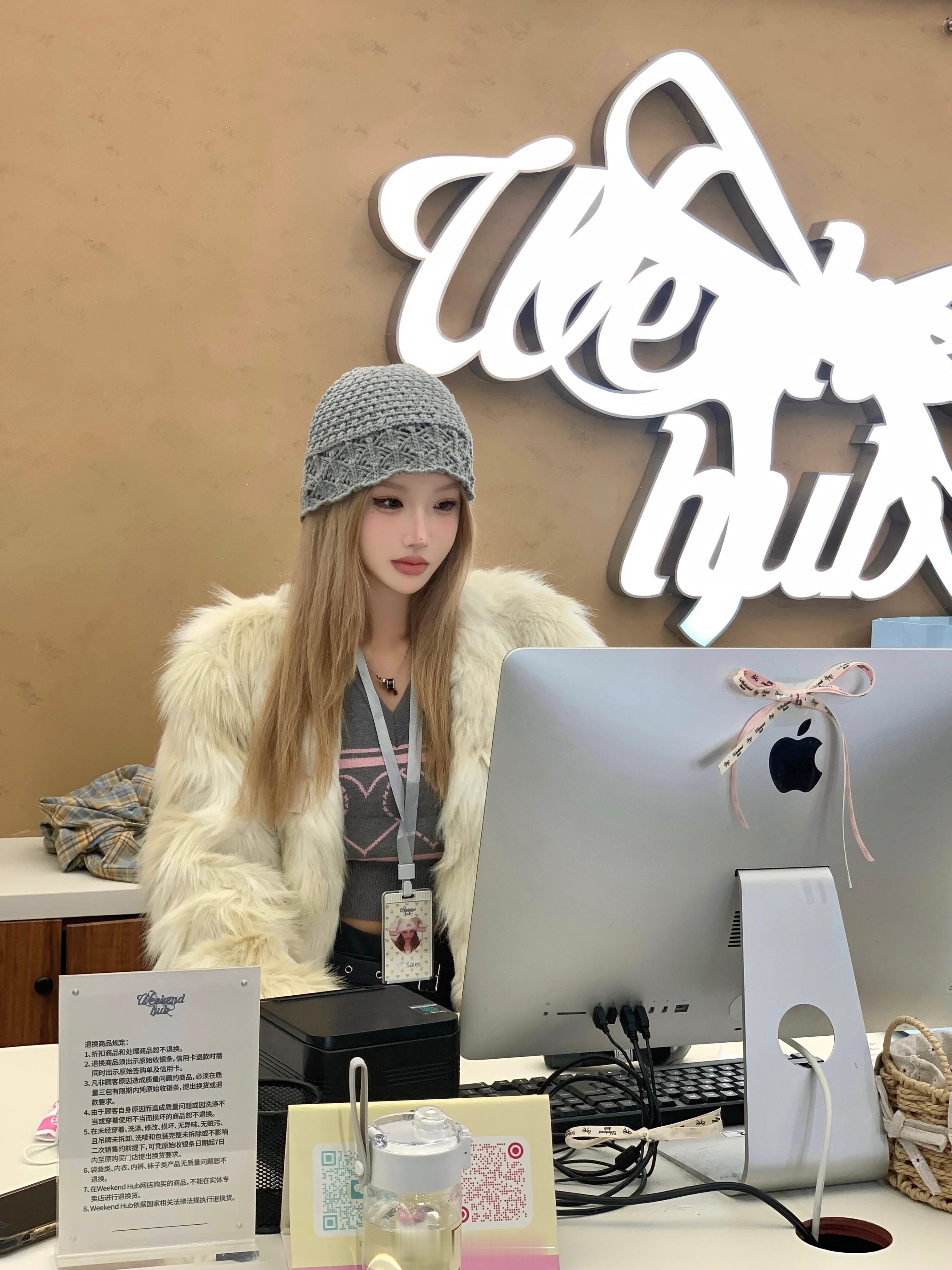 1⃣️日店员  ​​​