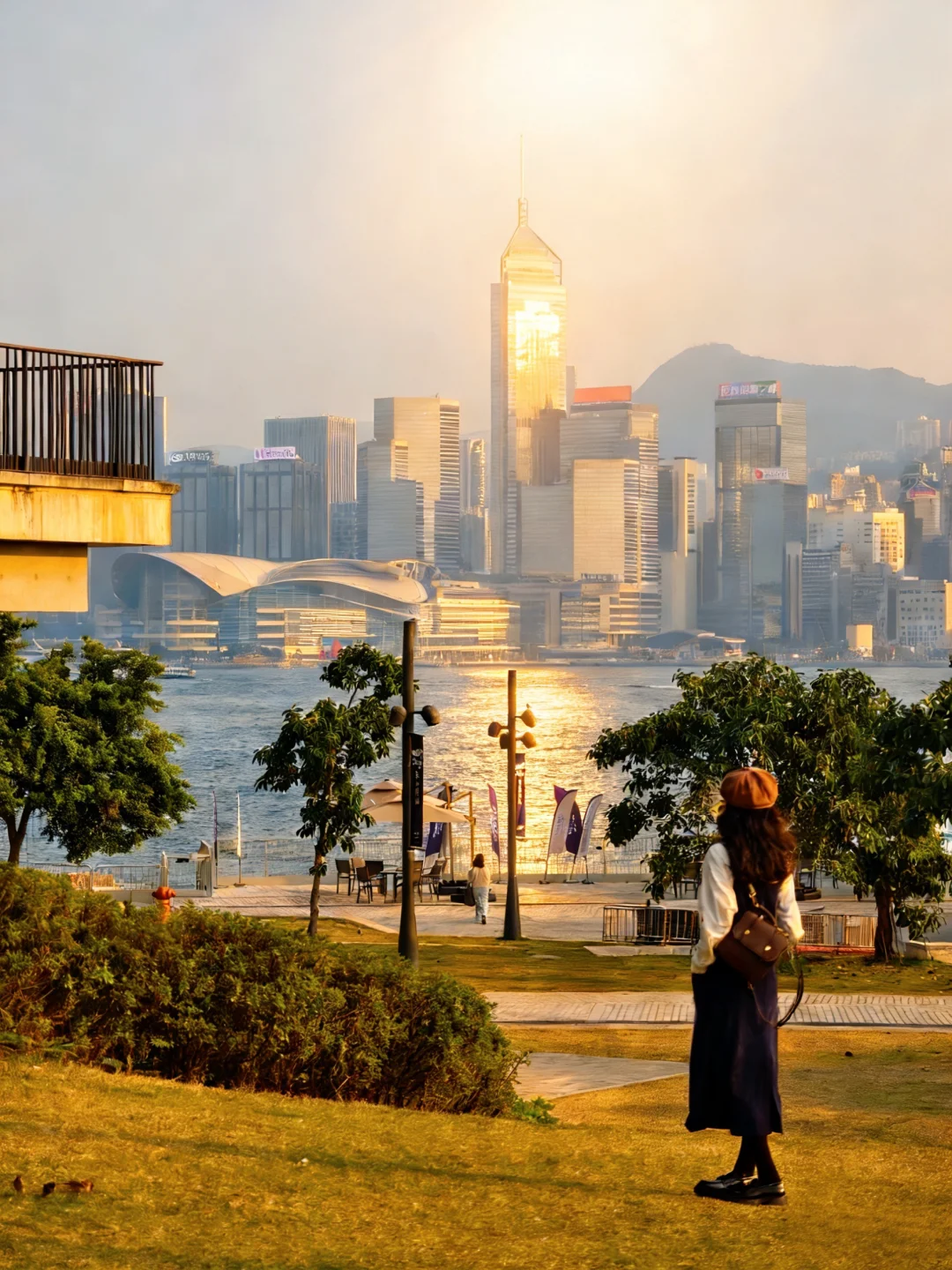 可惜你不来香港，不知道这海边博物馆的松弛