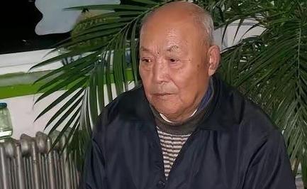 1986 年，湖南农民张德仁前往北京，要见杨成武上将，警卫员愣住了：“张德仁同志