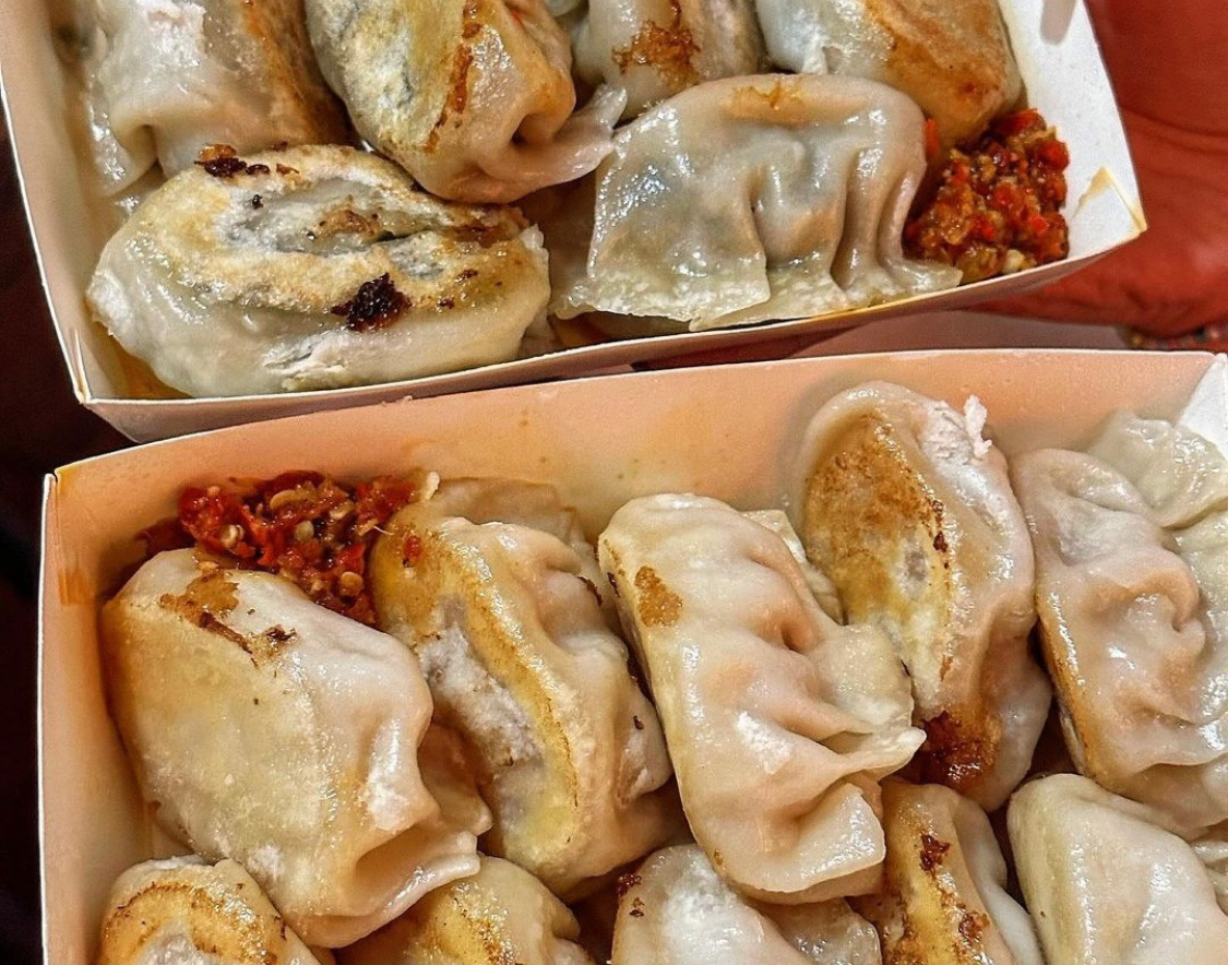 大家最近都在吃些什么呢！永远爱碳水的萌萌来啦～汤包饺子锅贴怎么那么好吃呀！#相册