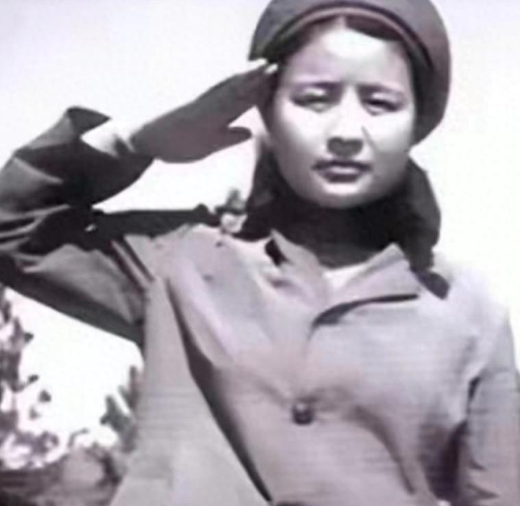 1984年，老山战役结束后不久，一名17岁的女兵在云南麻栗坡烈士陵园中违纪开枪，