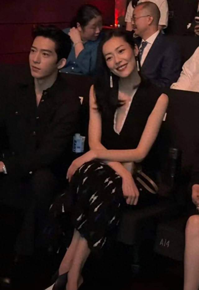 本是好友轻松玩笑，李荣浩一句话，为何剧粉不买账