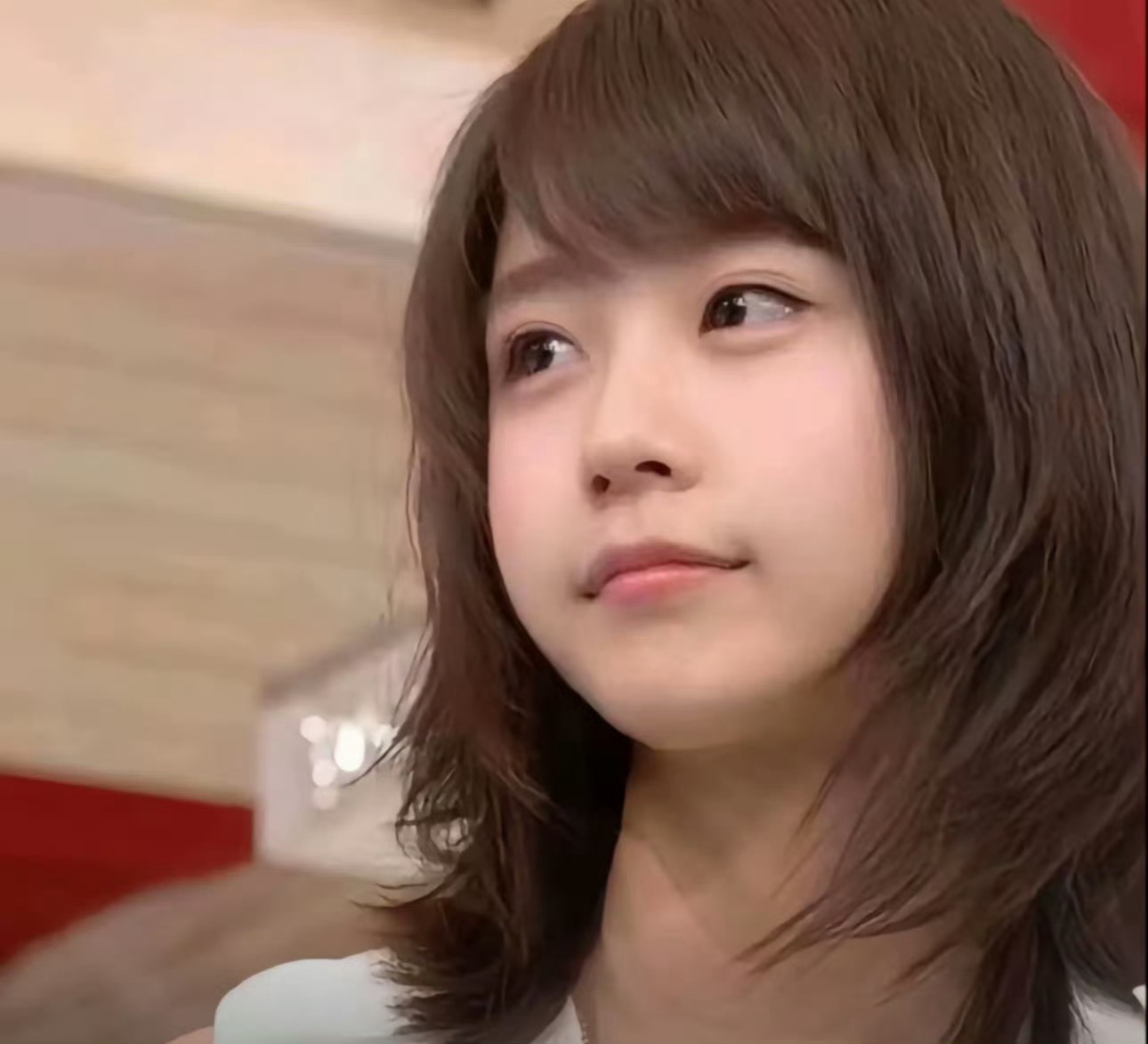 有村架纯男生拍照的样子就是很萌啊 ​​​