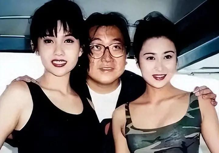 导演王晶36岁的大女儿王海榛）跑去巴厘岛度假，在社交平台晒出几张火辣的清凉泳装照