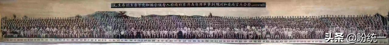 非常珍贵的相片，据说是1964年拍摄的，摄影师厉害，焦距非常准，点开放大居然看的