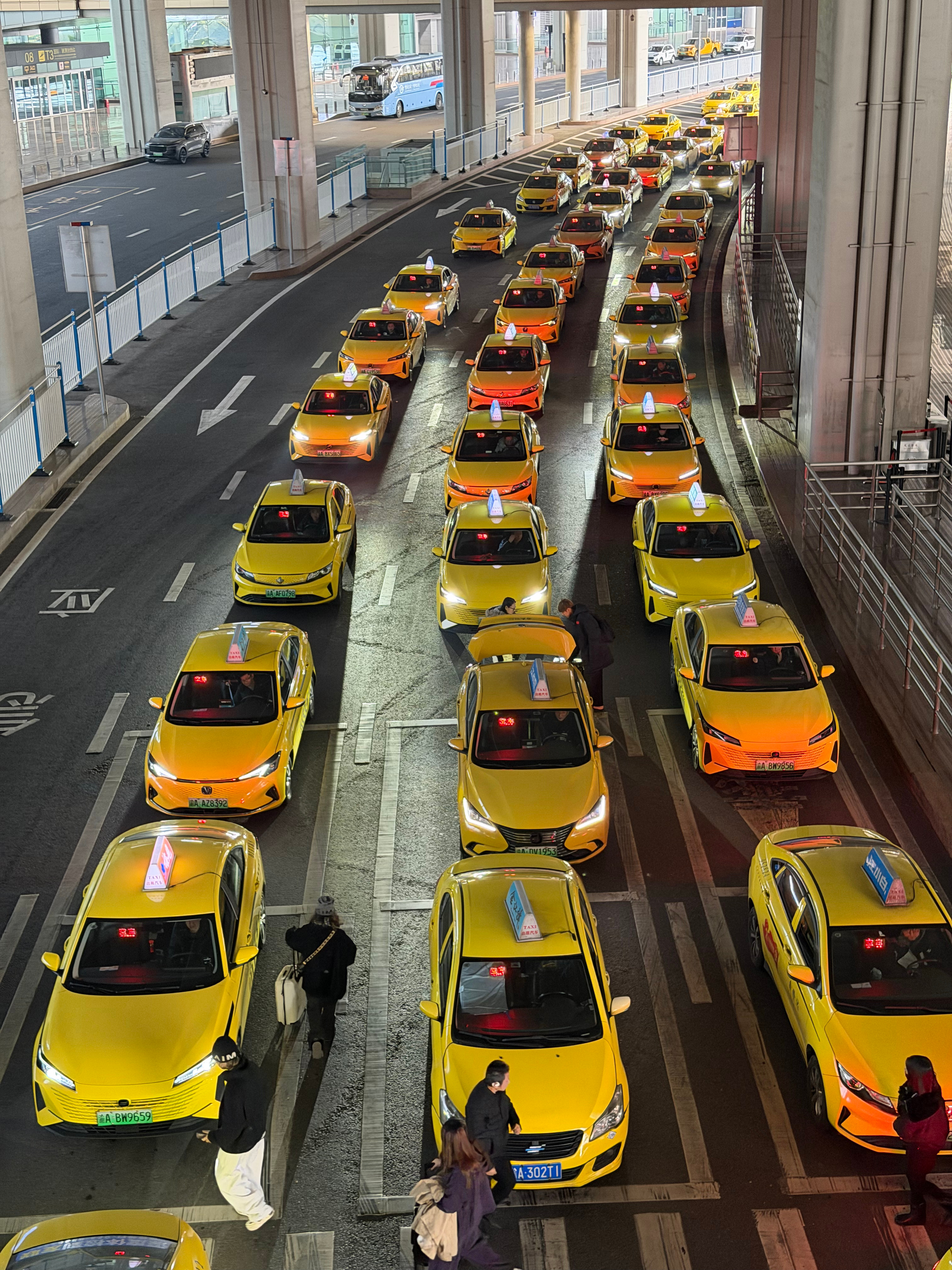 来重庆了！哈哈哈哈重庆真的又好吃又好逛太羡慕在重庆的小伙伴了 重庆