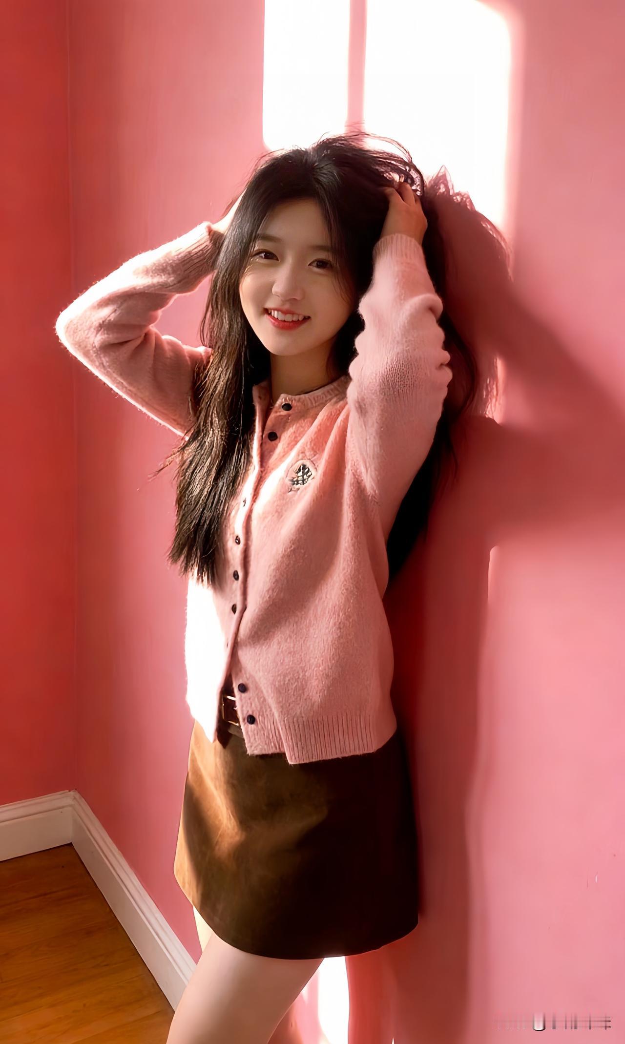 ™ 小 时 光 | 🐈 💕 
生活属于自己，尽情装扮，尽情欢畅何不让自己发光