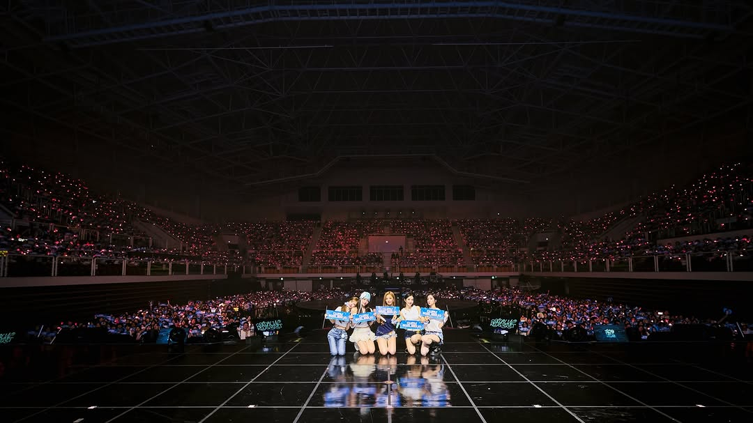 RedVelvet 💗💛💙💚💜260804【官推】更新Red Velv