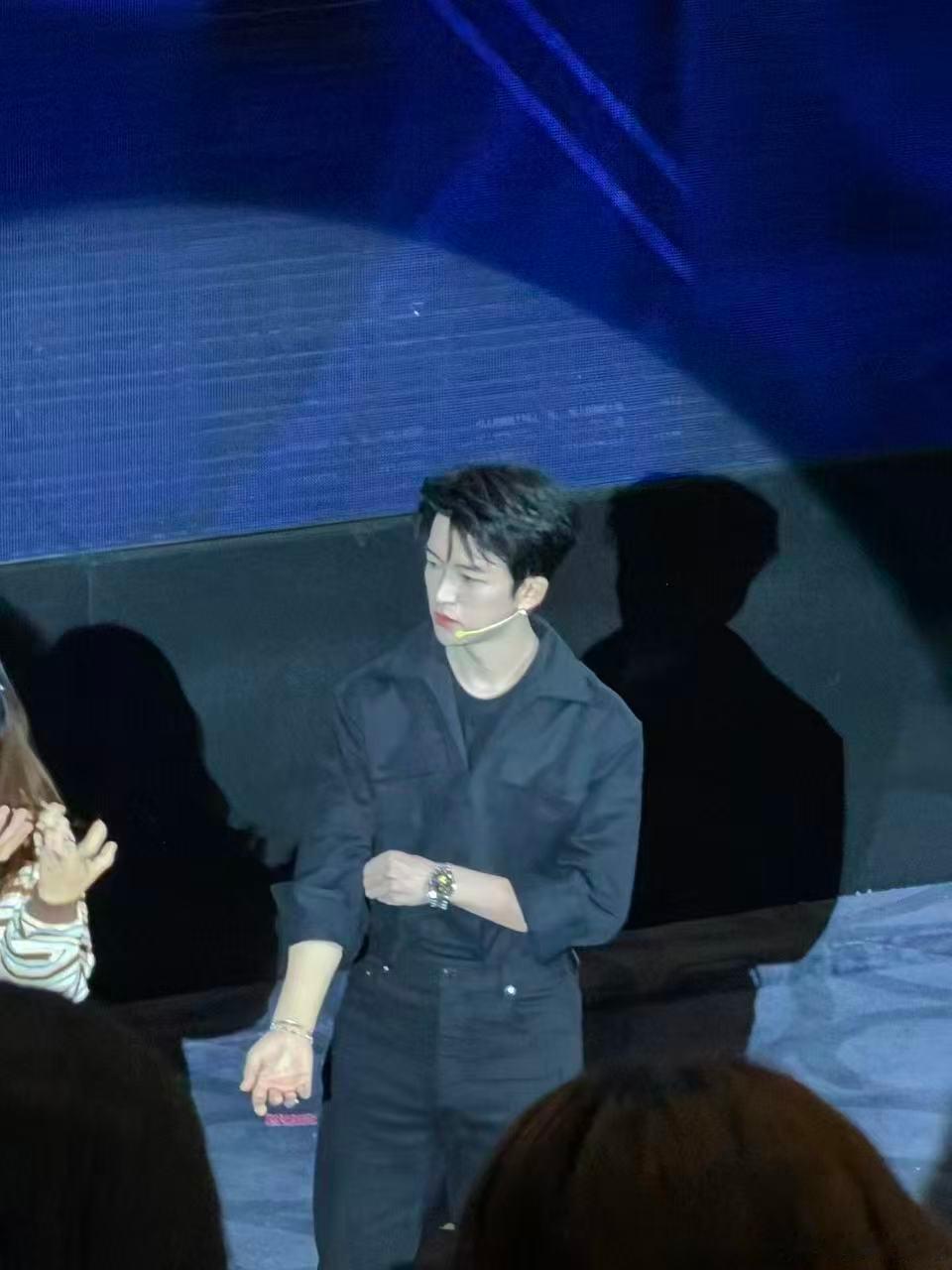 我的快乐真的回来了！黄子弘凡献唱的电影新歌太绝了，抓耳的旋律一开口就沦陷，戳心的