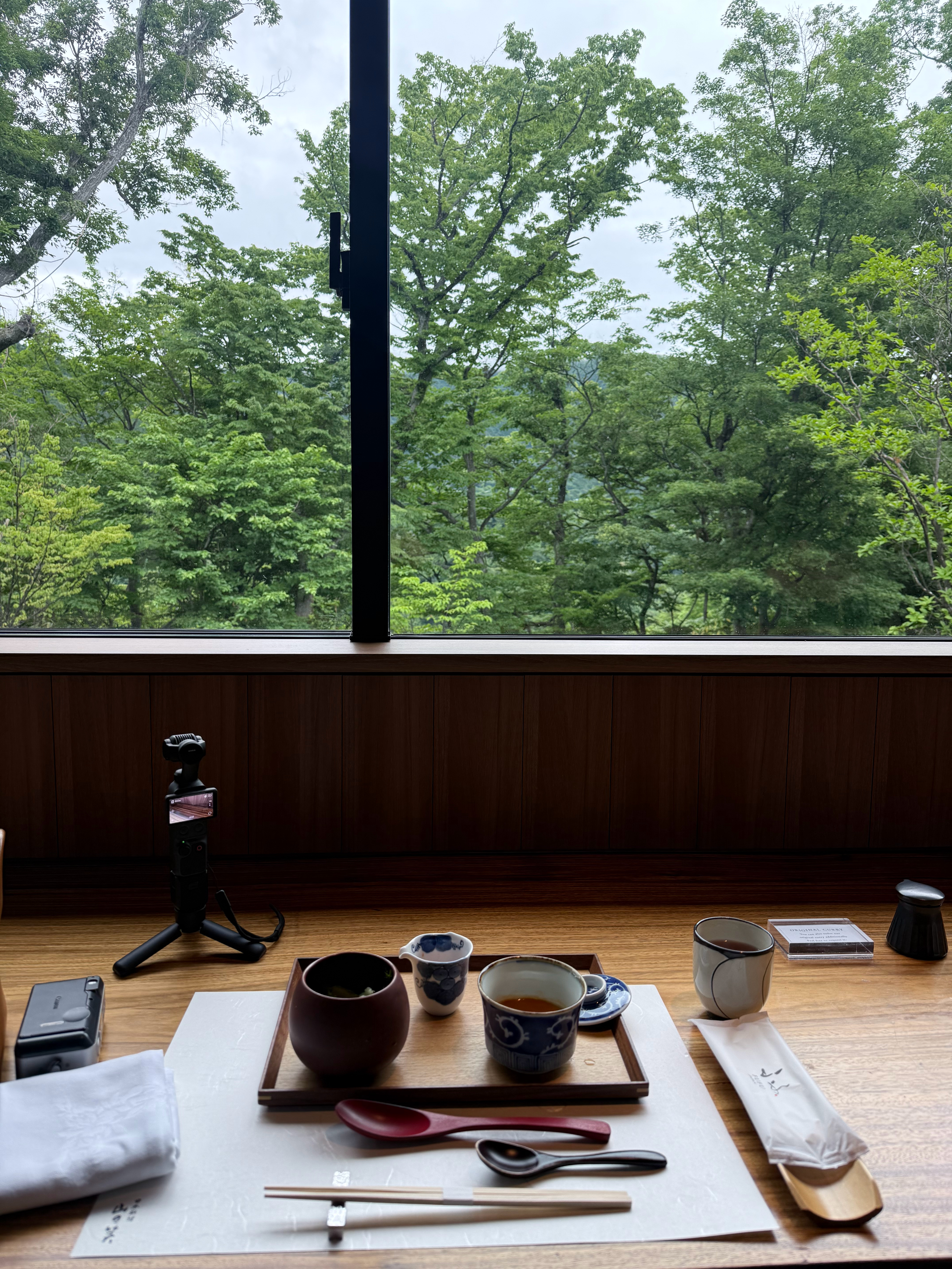 吃上早饭了