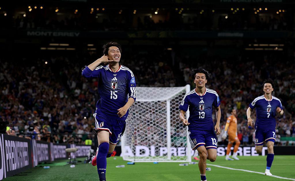 对于如今的日本队，有四个事实我们已经不得不承认：

第一个，别再拿"亚洲强队"四