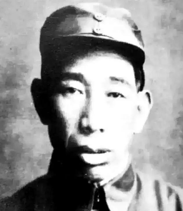 杨国夫是四野一员猛将，1929 年参加红军，长征中坚定北上。抗战时开辟清河根据地
