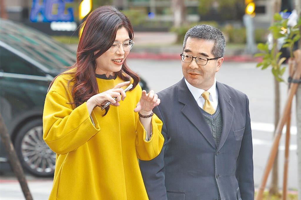 如果统一，就没了战争。什么叫“现阶段不接受任何形式的统一”？逻辑上是不是有点“前