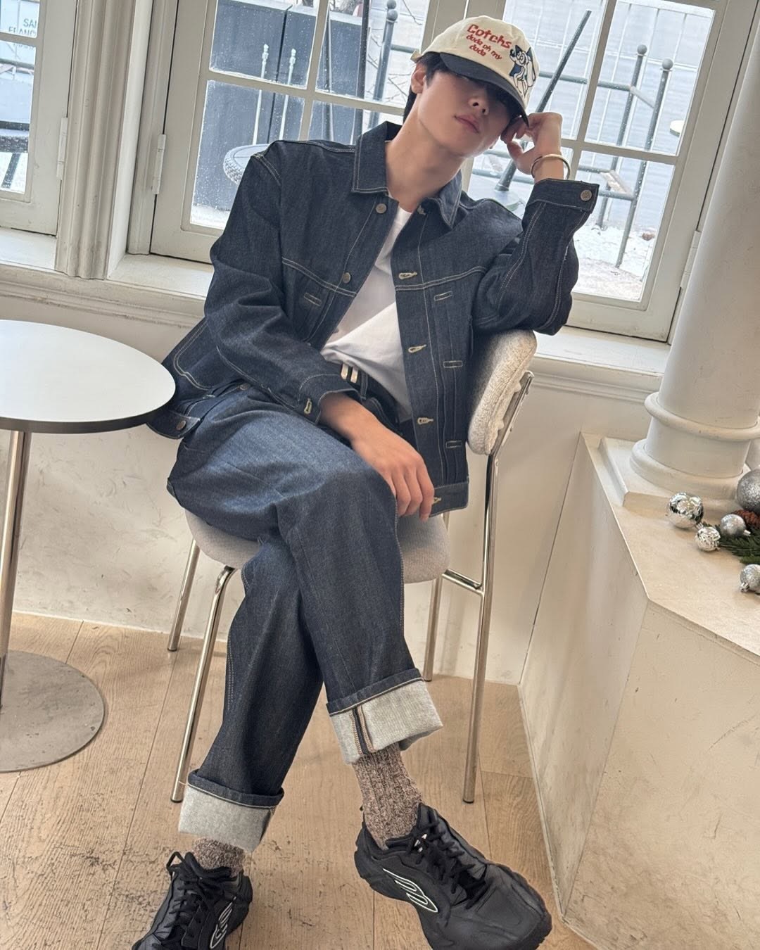 coffee on monday Juyeon ☕️ 