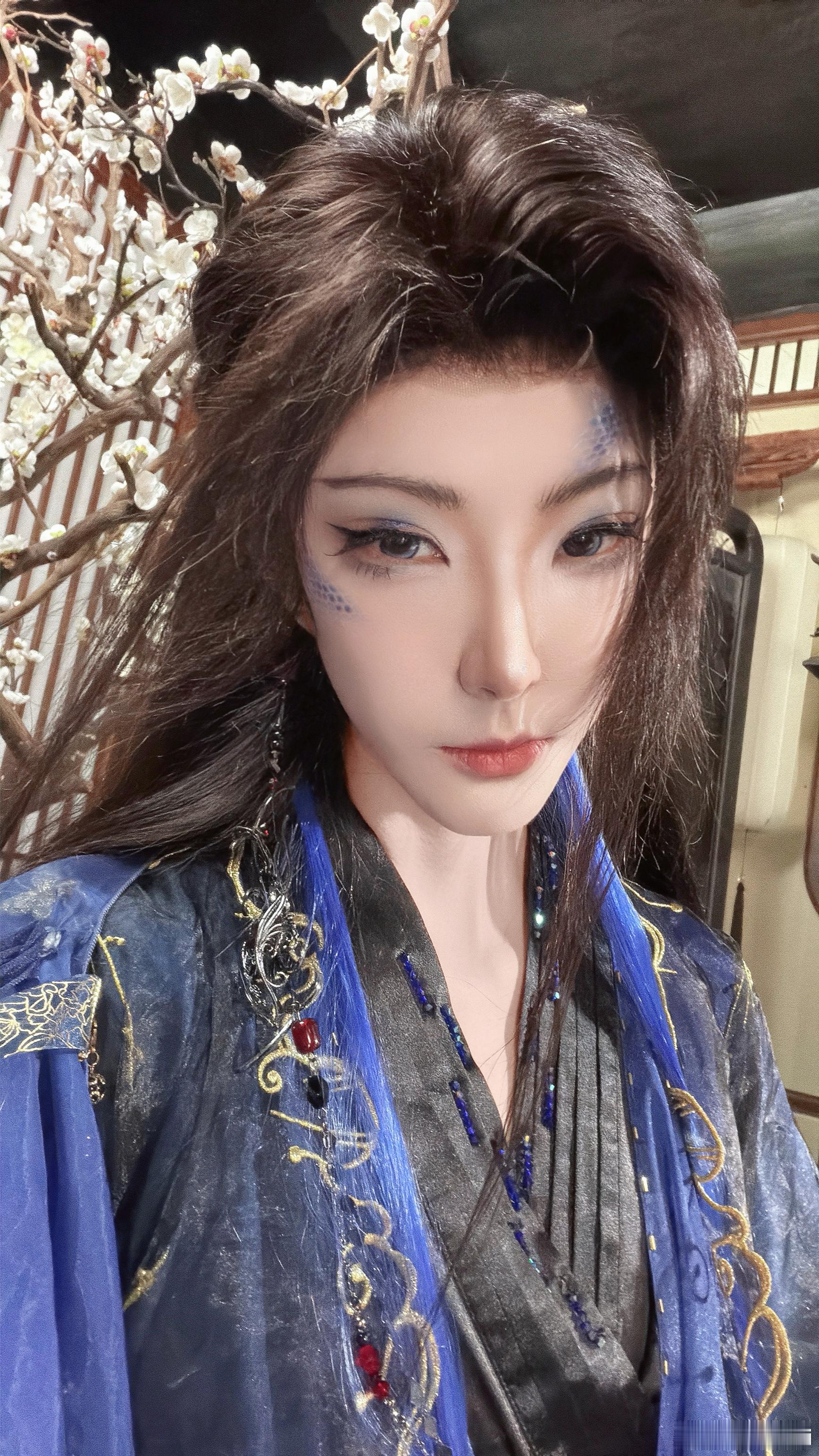 冬夏saki 【通知哦】 世界线 没有出现排了很多次助理让npc剪的情况 经过我