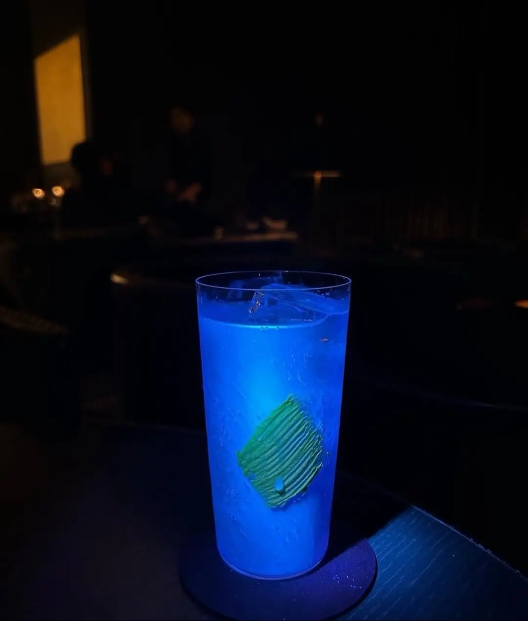 新年快乐😁。像不像《辐射》里面的核子可乐？