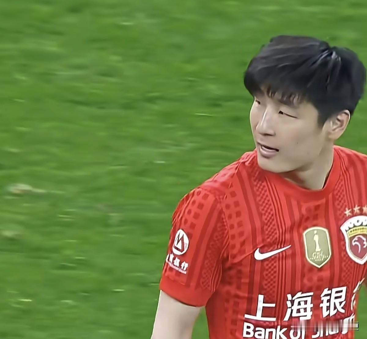 武磊这又是习惯性跳水吗？！这个球，主裁判看的很清楚，肯定不会给点球⚽️

北京时