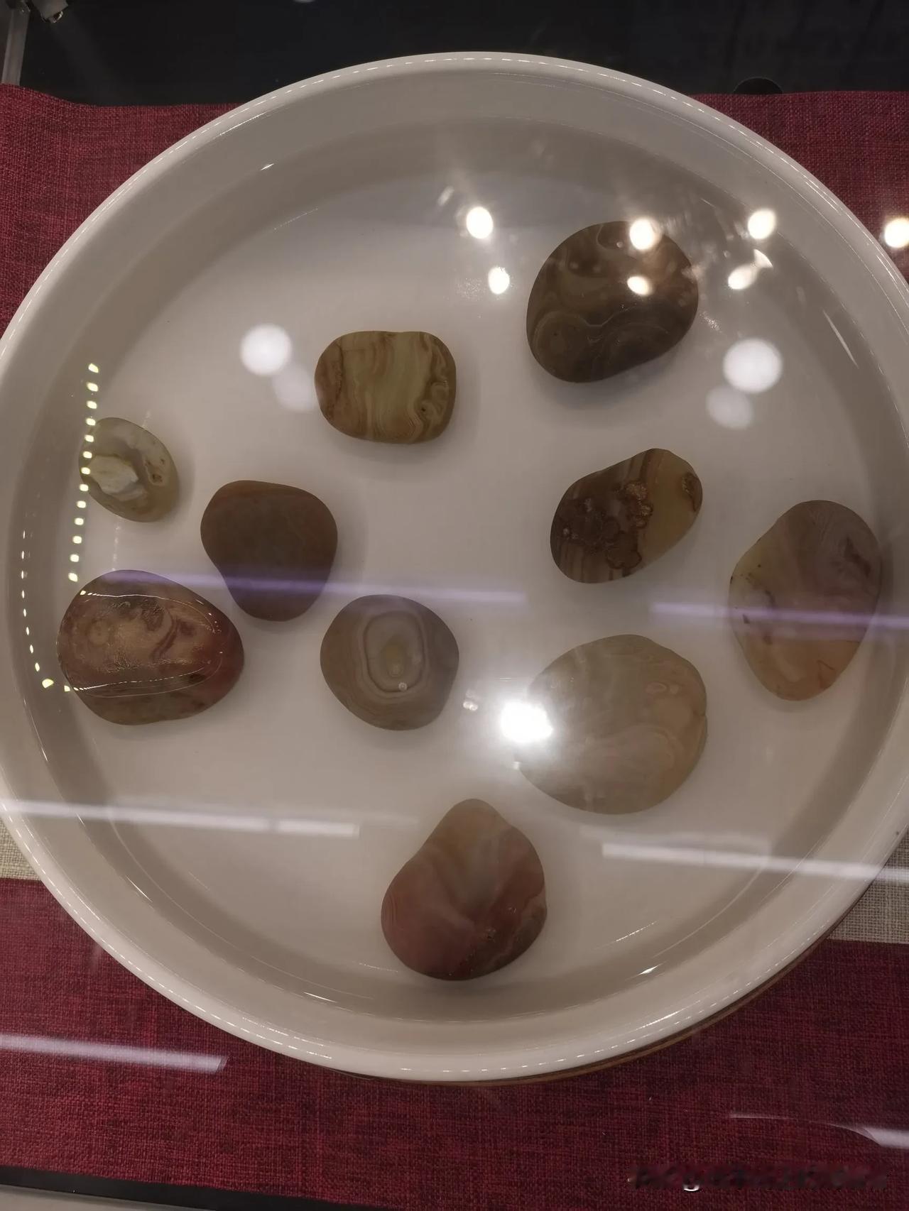 头条创作者都在喊没有流量，流量到底去哪了？
       近来，很多条友都在发牢