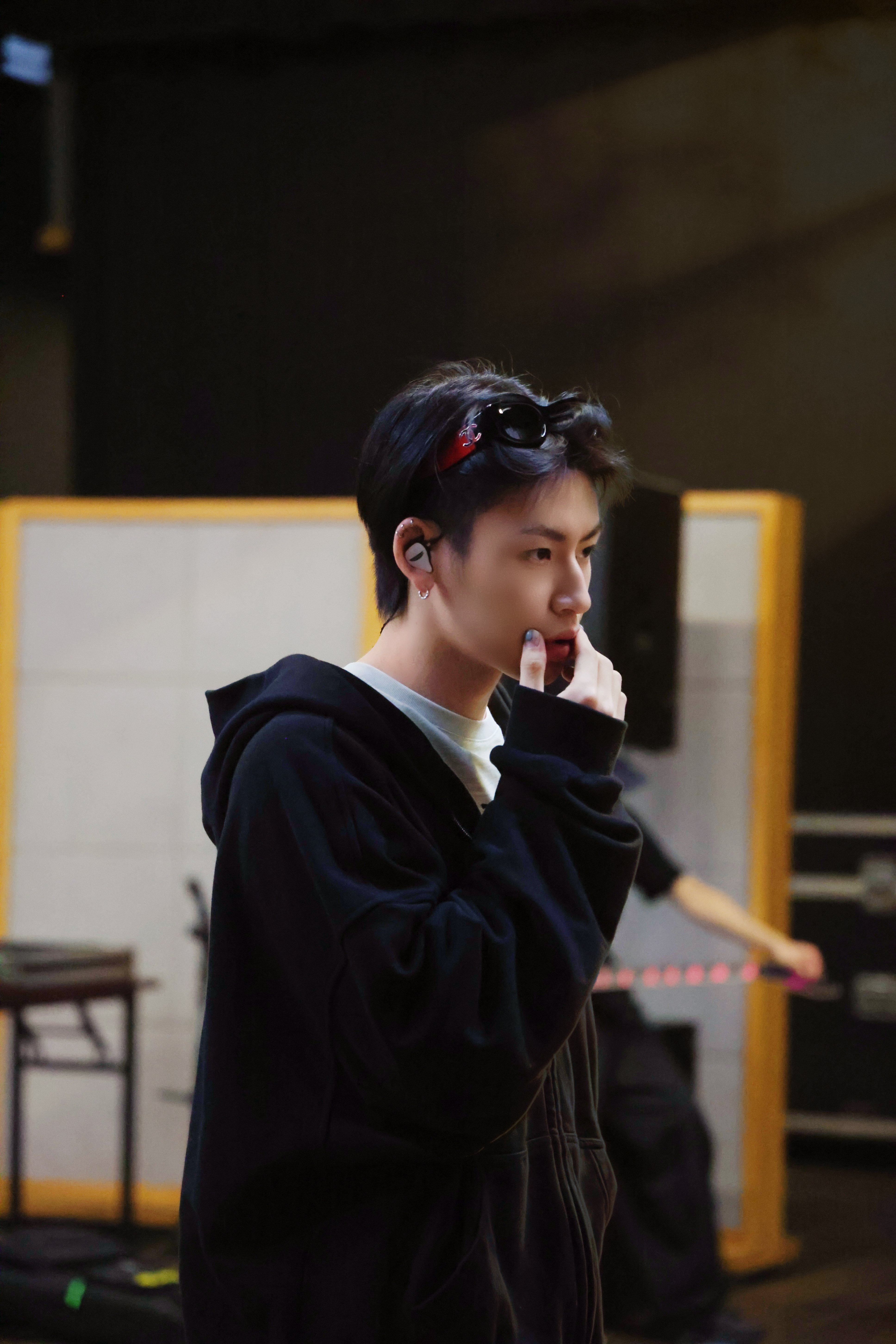咋这么清纯呆萌啊