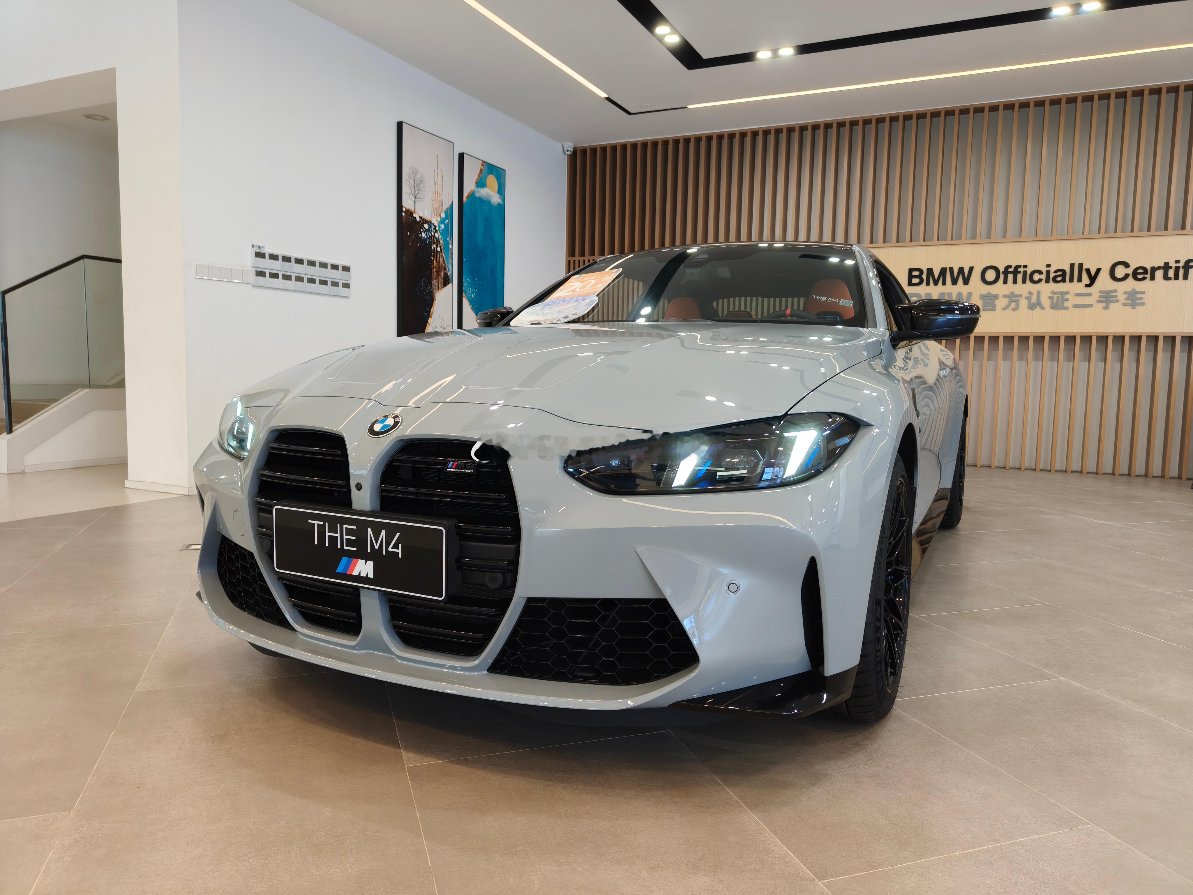挑战全国最低价，一定要这个月全款开票哈。M4双门后驱雷霆版指导价: 893900