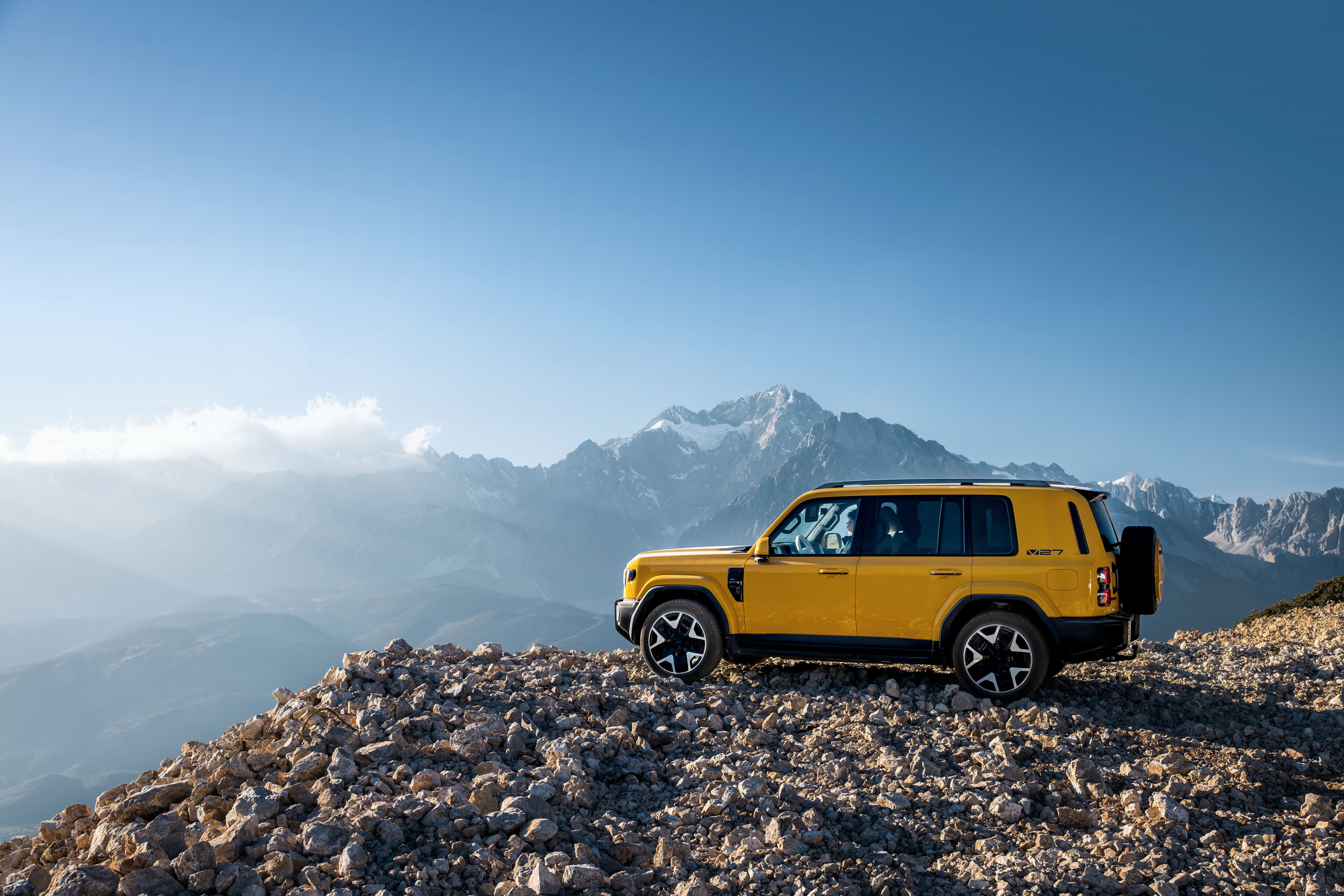 姐妹们！今天必须跟你们分享一台让我心动到不行的车——iCAR V27，真的，看完