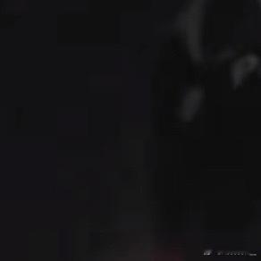 人生最大的智慧，就是享受当前的时刻并使它成为生命里永恒的目标。既然无处可躲，不如