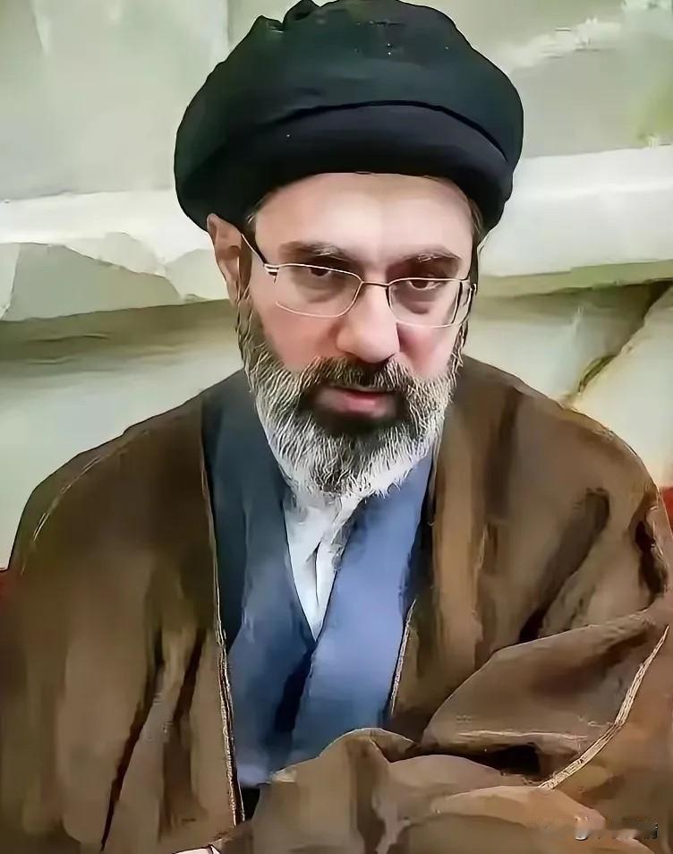 伊朗最新消息！
2026年5月21日，伊朗最高领袖哈梅内伊正式下令，要求所有丰度