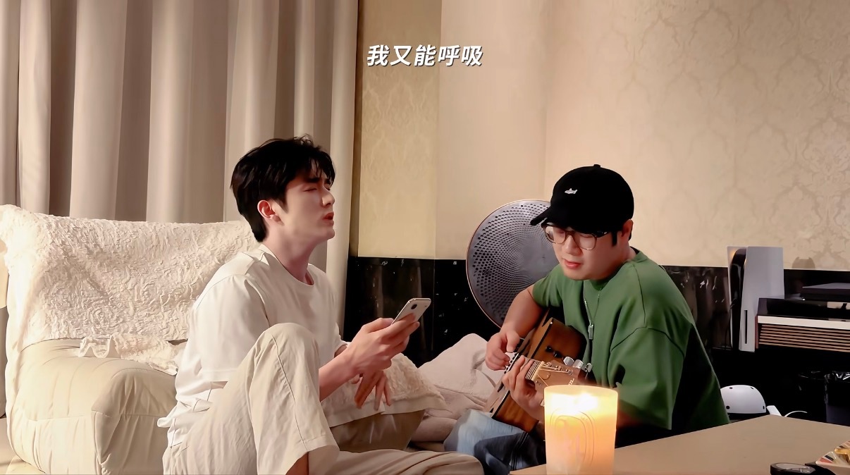 我只觉得我哥哥好真诚好真诚 粉丝的爱对他来说就像氧气一样可以让他在巨压之下可以呼