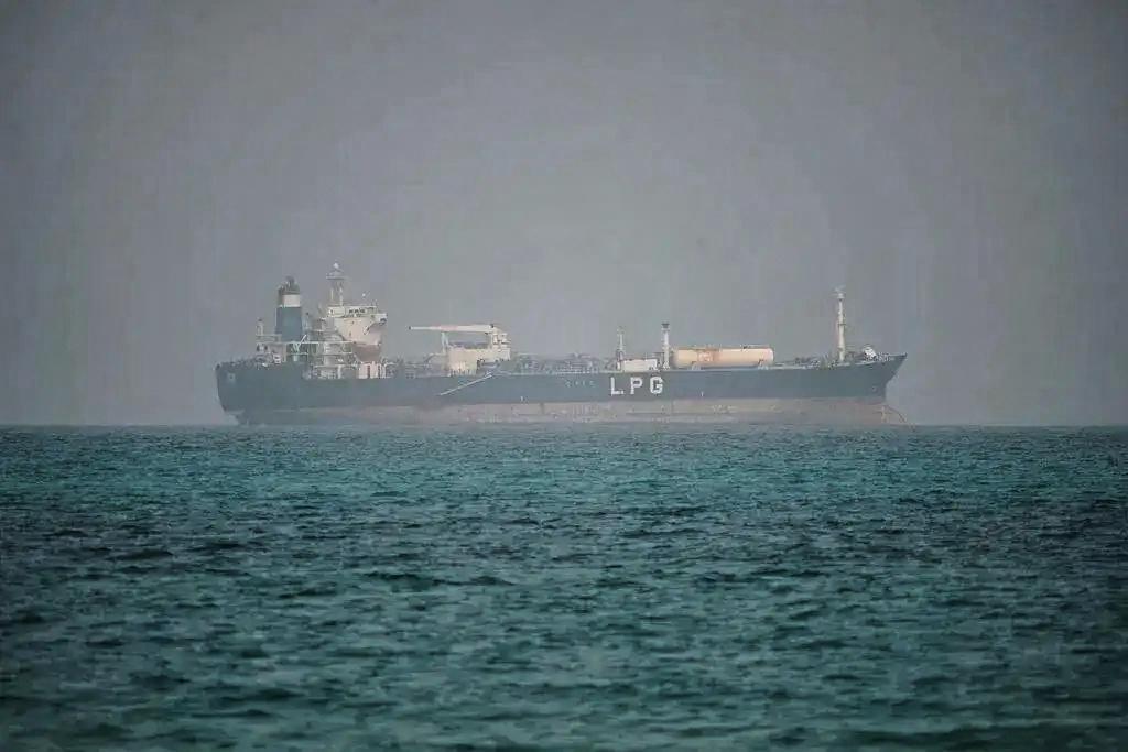 波斯湾咽喉划定红线！伊朗最高层抛出外交底牌：战前通行格局或面临重塑。

全球油市