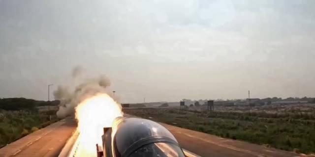 印度持续推进本土战斗机弹射座椅测试---

印度国防研究与发展组织（DRDO）近