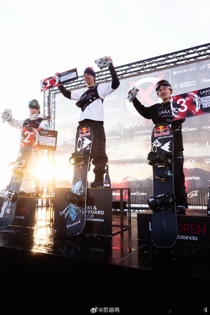 苏翊鸣总结四场世界杯 苏翊鸣距离大考只剩不到一个月发博：米兰冬奥会前的四场世界杯