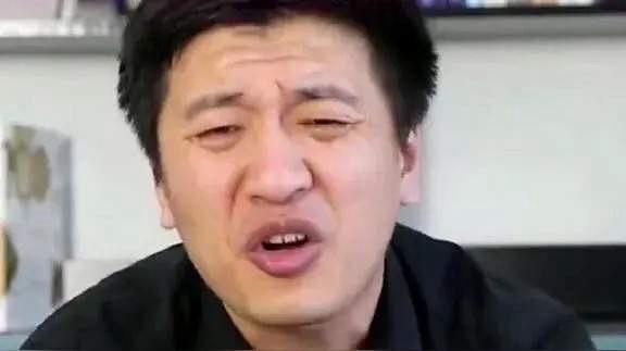 张雪峰是如何一步一步从翩翩少年变成油腻大叔的？从网上搜索到了张雪峰上大学前和在大